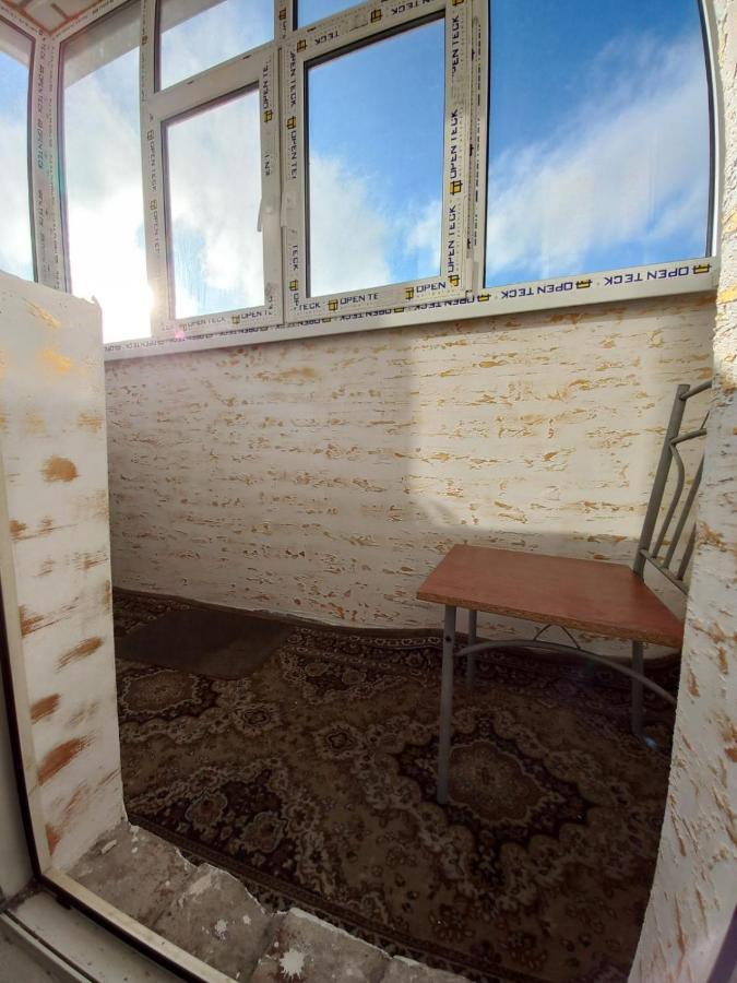 1 Комнатная Квартира Остановка Торговый Центр チェルカースィ エクステリア 写真